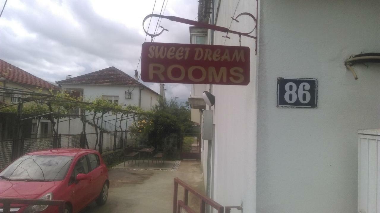 Sweet Dream Rooms Podgorica Exterior photo